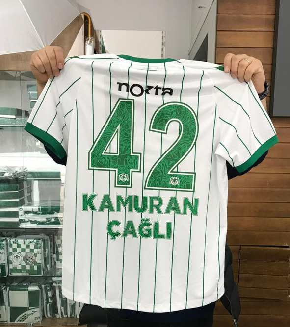 Nokta Yemek’ten Kamuran Çağlı’ya Anlamlı Hediye