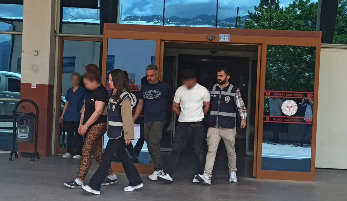 Konya'da sahte altın satıcıları yakalandı