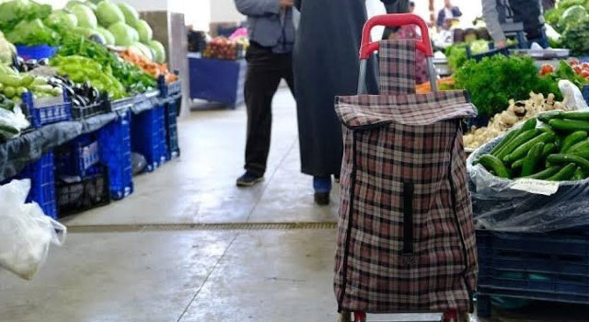 Ticaret Hacmi Düşüşte, Perakende Satışlar Yükselişte